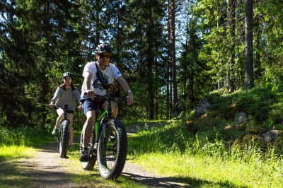 Guided e- Fat biking trip at Tahko