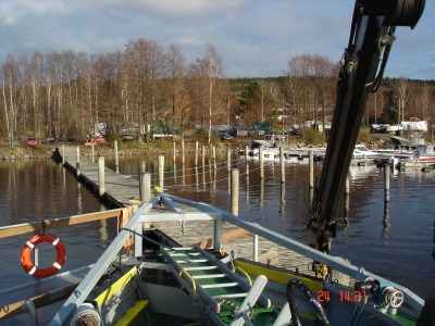 m/s AHTi 219 kuljettaa ja risteilee